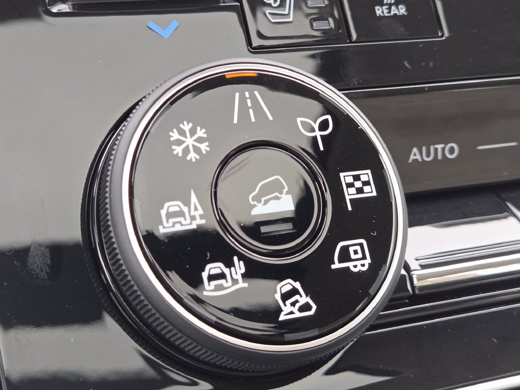 New 2026 Nissan Armada Platinum AWD/4WD image 15