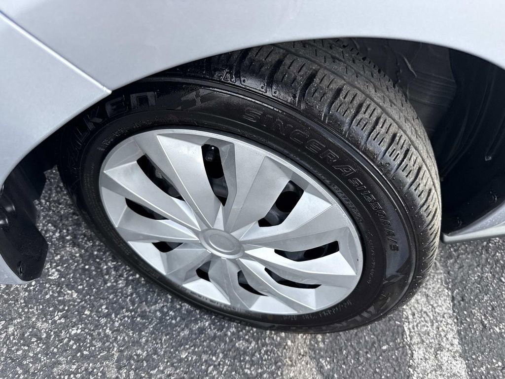 Used 2024 Mitsubishi Mirage LE image 10