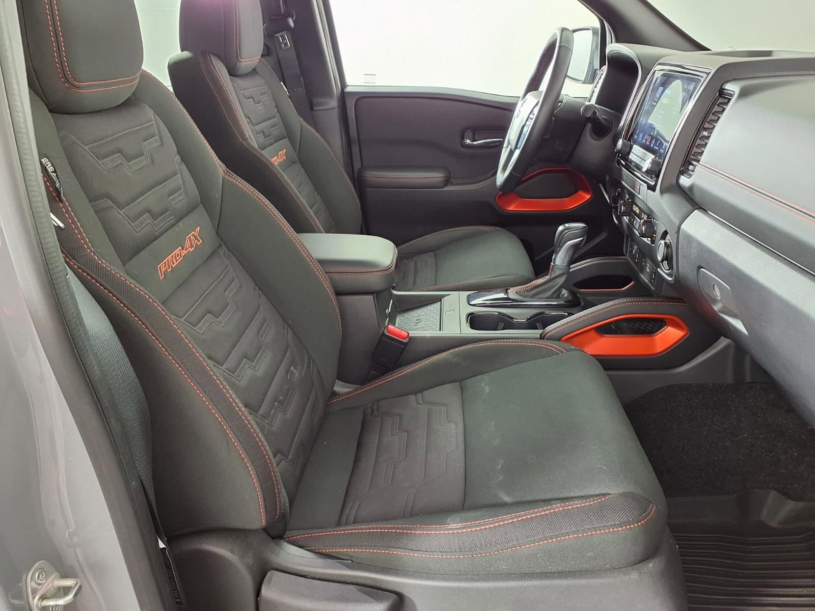 Used 2023 Nissan Frontier PRO-4X w/ Pro Convenience Package AWD/4WD image 9
