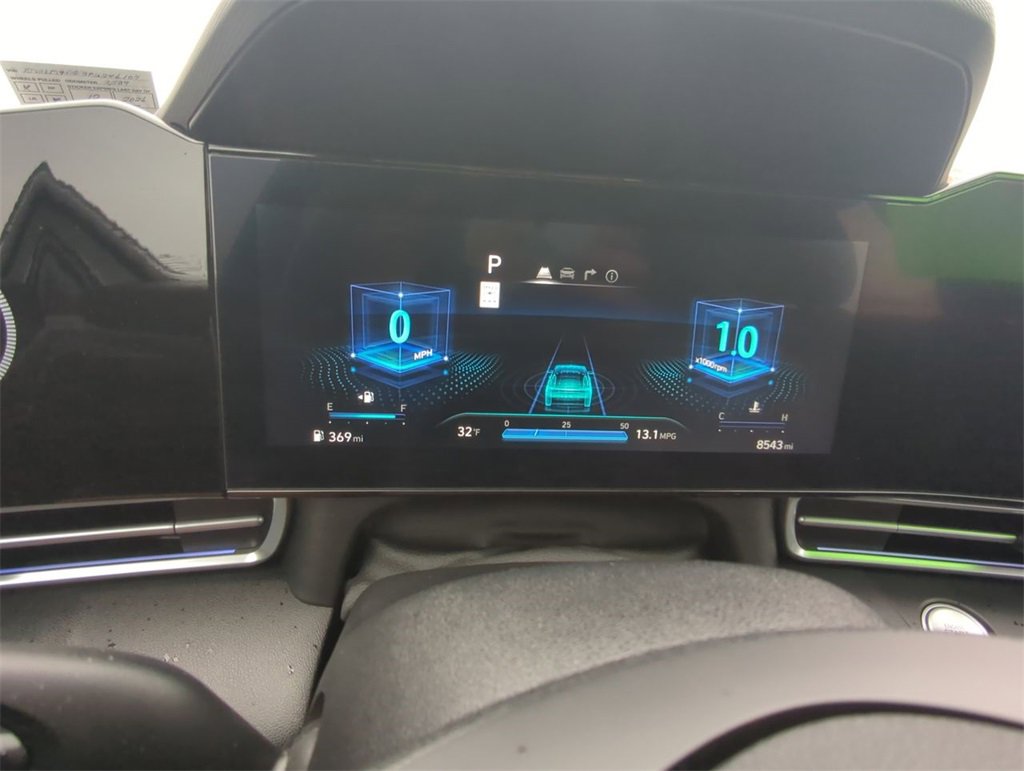 Used 2024 Hyundai Elantra SEL image 21