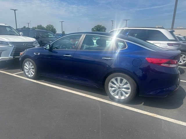 Used 2018 Kia Optima LX w/ 17" Alloy Wheels Package
