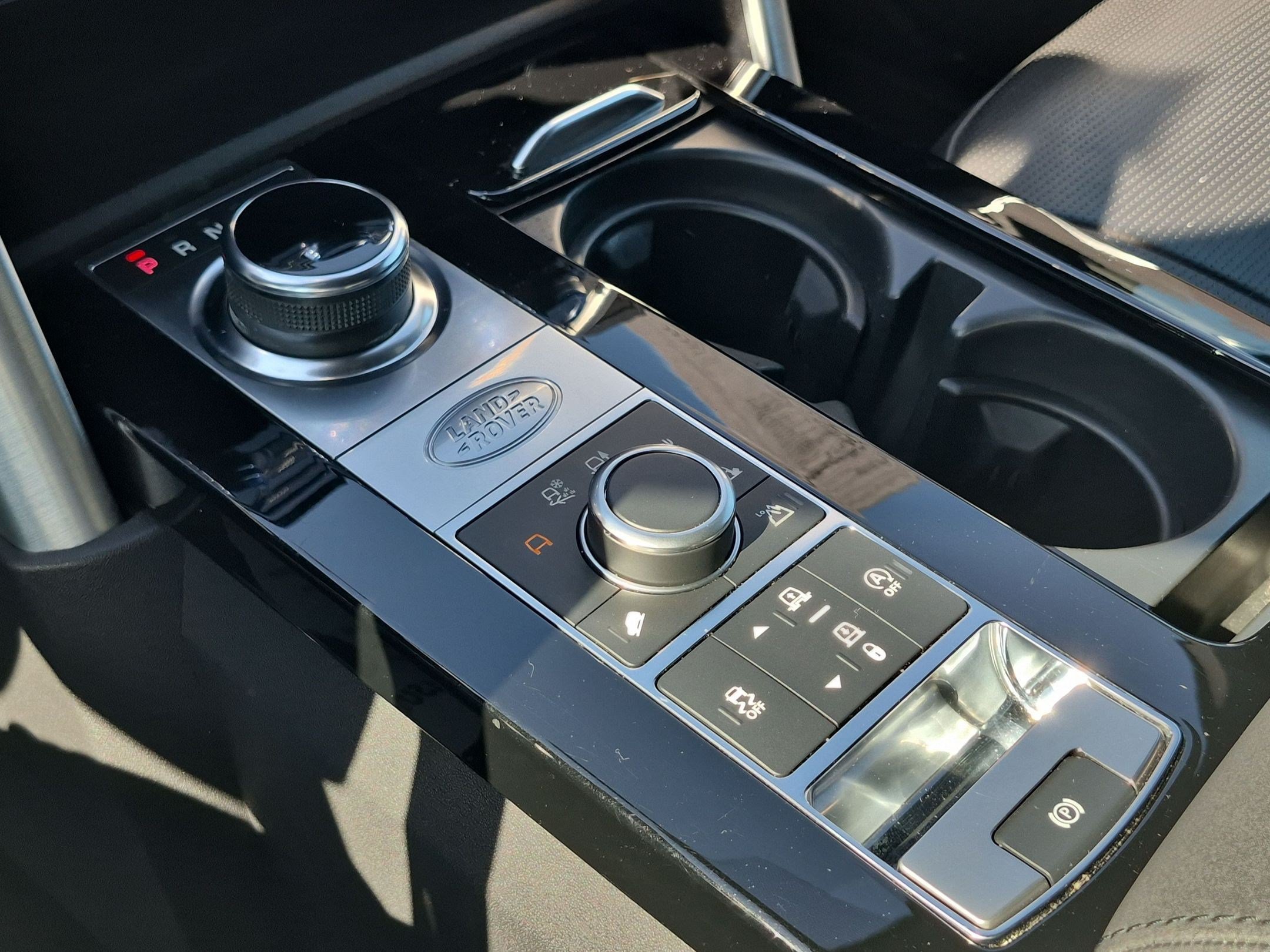 Used 2019 Land Rover Discovery HSE AWD/4WD image 26