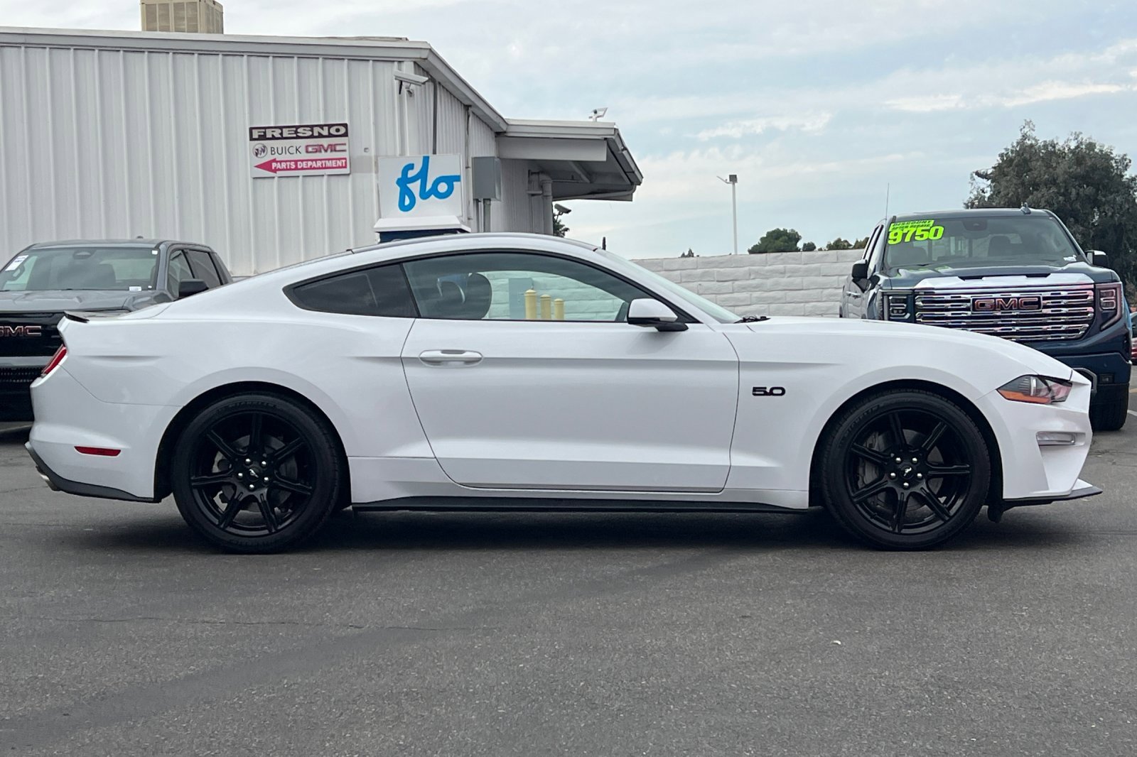 Used 2018 Ford Mustang GT Premium w/ Safe & Smart Package image 3