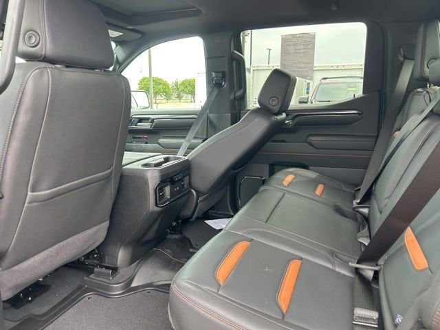 Used 2024 GMC Sierra 1500 AT4 w/ Technology Package AWD/4WD image 28