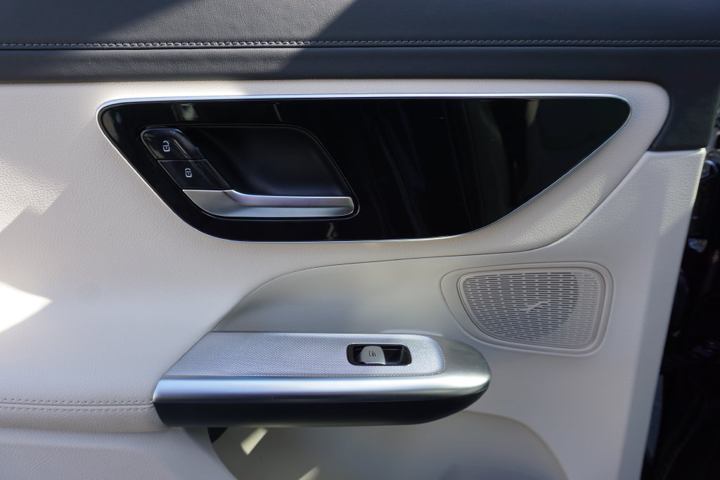 Certified 2024 Mercedes-Benz GLC 300 4MATIC image 22