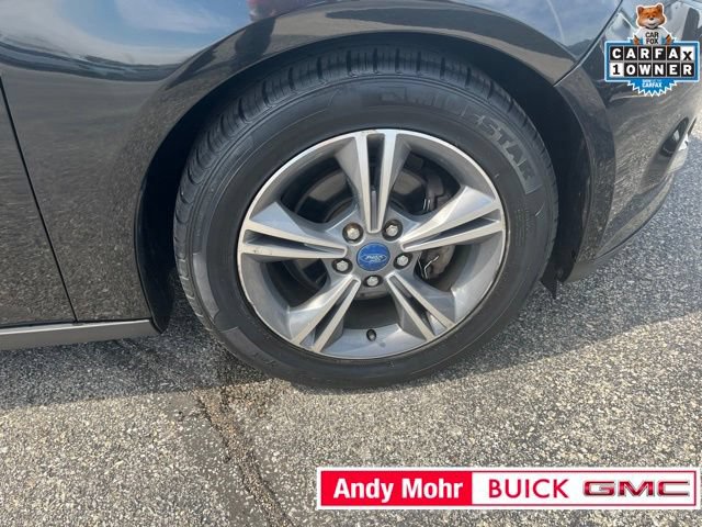Used 2014 Ford Focus SE w/ SE Sport Package FWD image 16