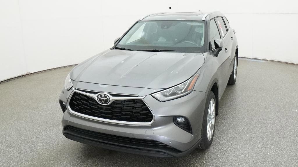 New 2026 Toyota Highlander Limited image 10