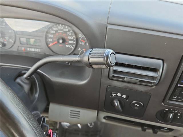 Used 2005 Ford F350 XL AWD/4WD image 11