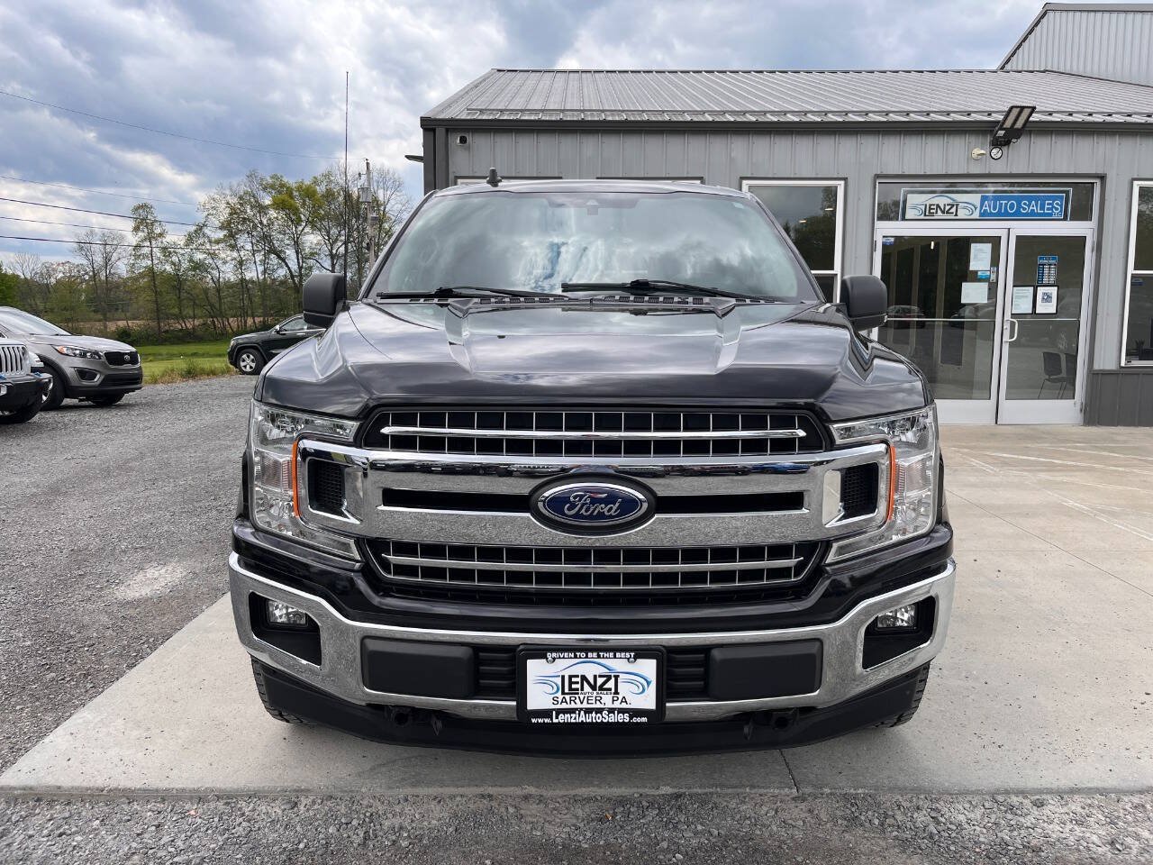 Used 2019 Ford F150 XLT w/ Equipment Group 302A Luxury AWD/4WD image 2