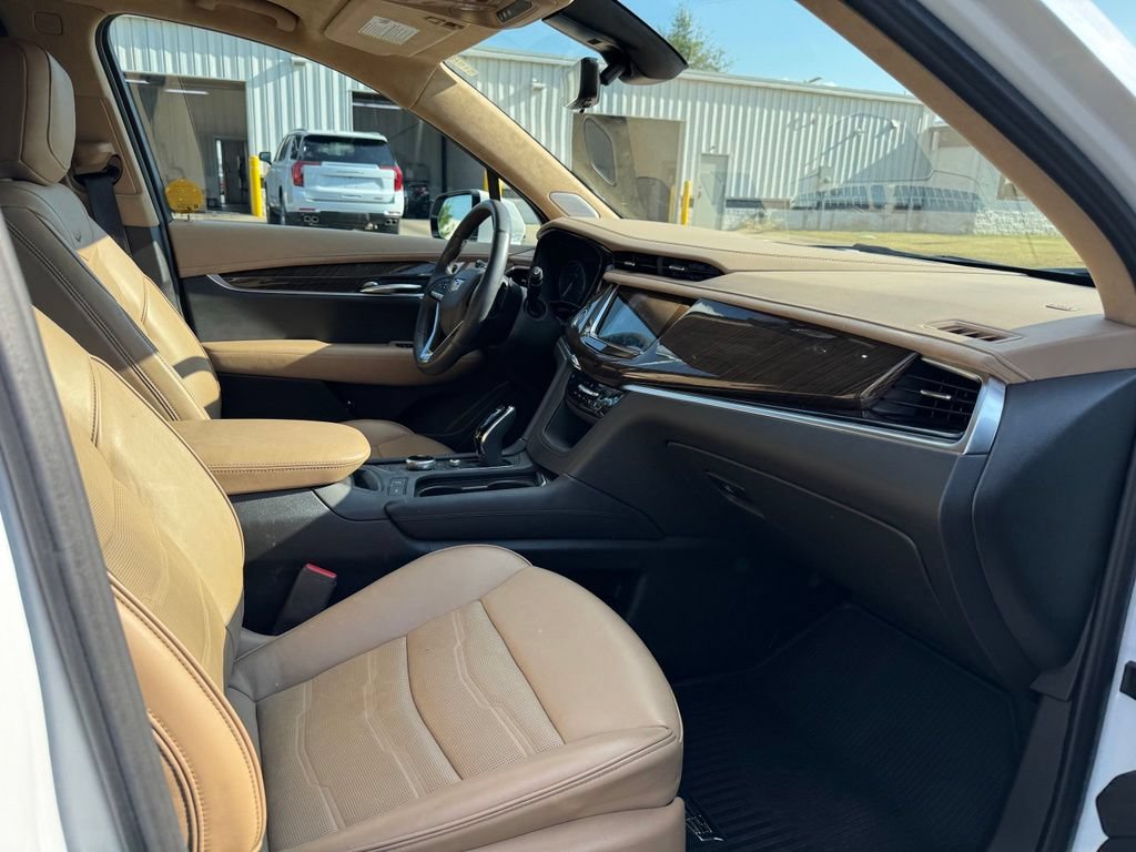 Certified 2024 Cadillac XT6 Premium Luxury w/ Platinum Package FWD image 13