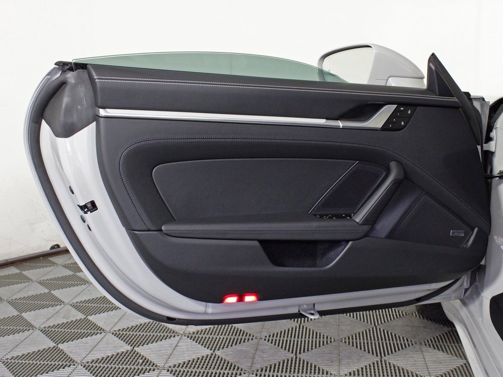Used 2024 Porsche 911 Carrera 4 image 15