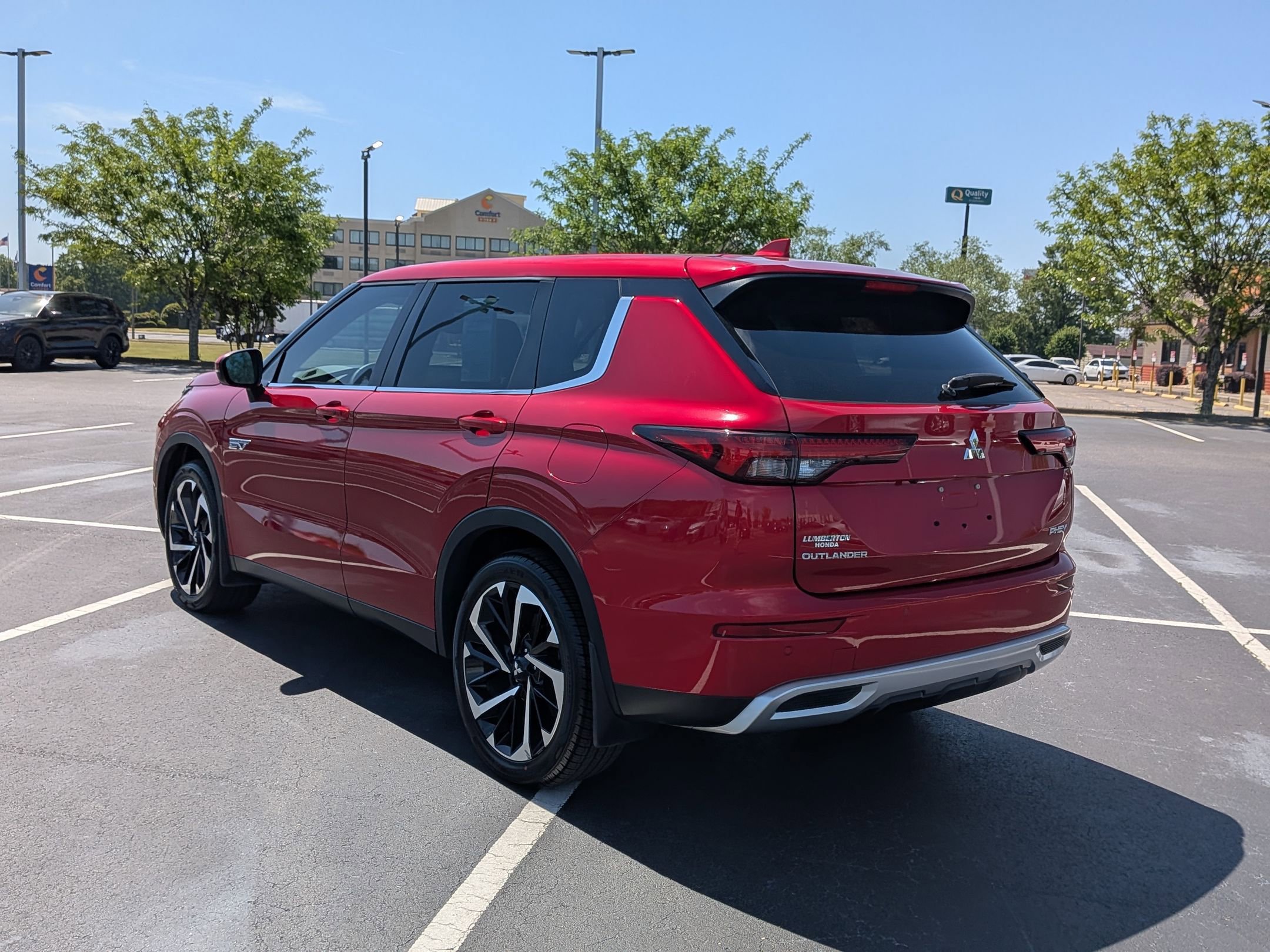 Used 2023 Mitsubishi Outlander SE image 5