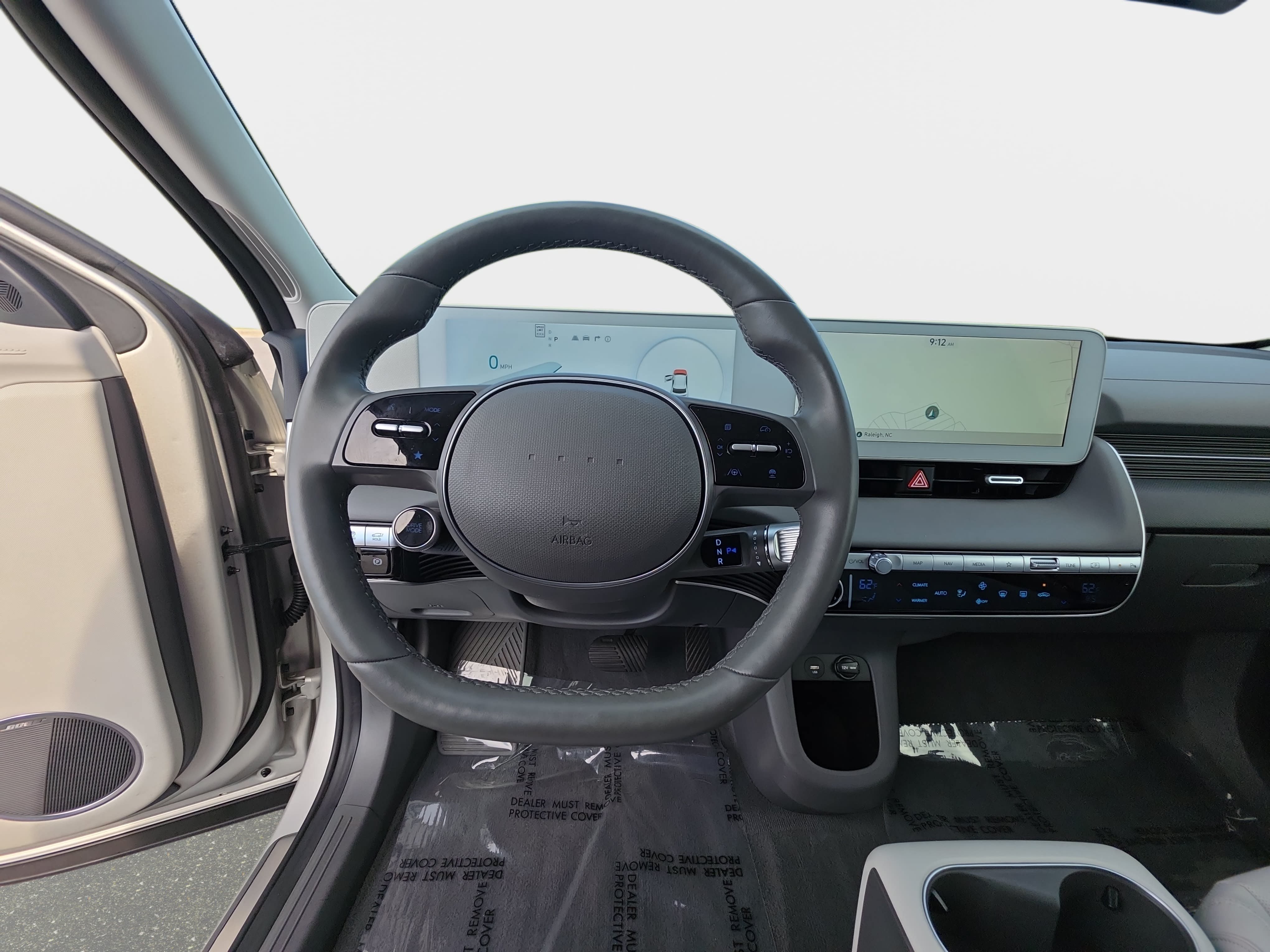 Used 2024 Hyundai Ioniq 5 Limited AWD/4WD image 16