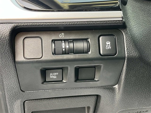 Used 2016 Subaru Crosstrek 2.0i Limited image 30