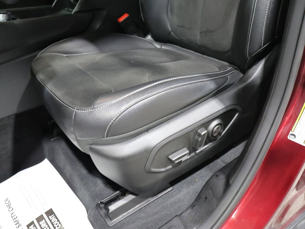 Certified 2023 Jeep Grand Cherokee Altitude AWD/4WD image 13