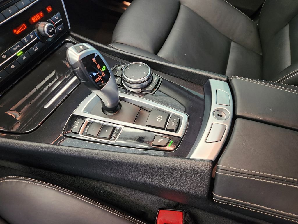 Used 2017 BMW 535i Gran Turismo RWD image 19