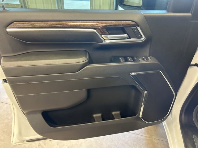 Used 2024 GMC Sierra 3500 SLE w/ Preferred Package image 14