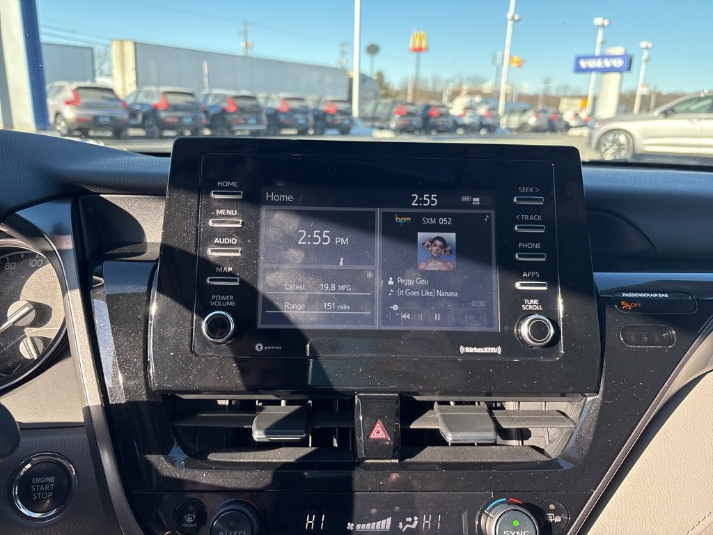 Used 2023 Toyota Camry SE w/ Cold Weather Package image 24