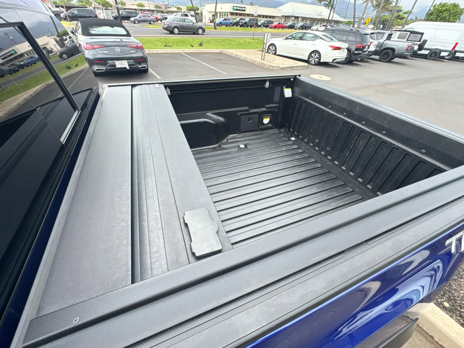 Used 2023 Toyota Tacoma TRD Off-Road AWD/4WD image 18