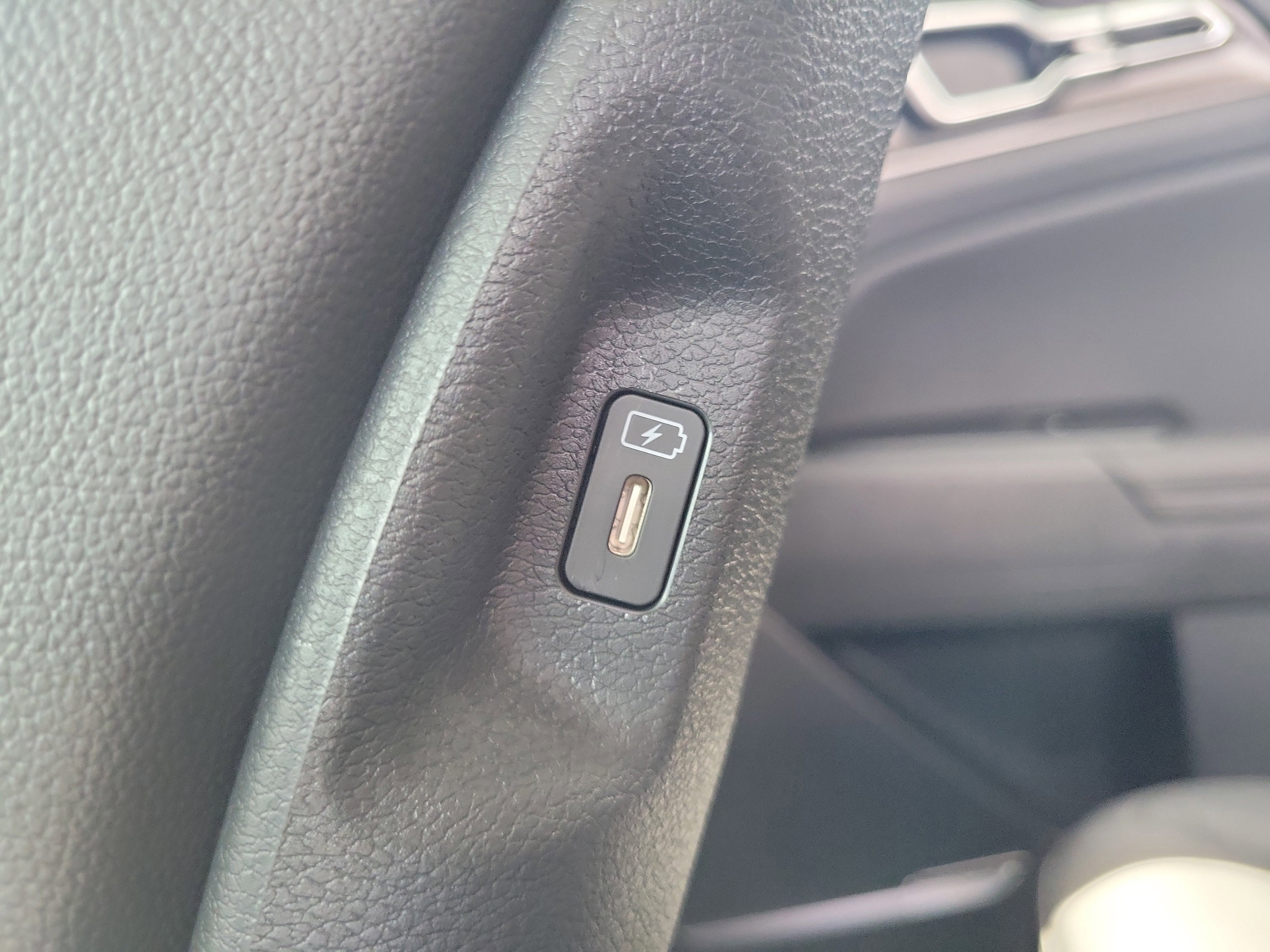 New 2026 Kia Sportage SX image 15