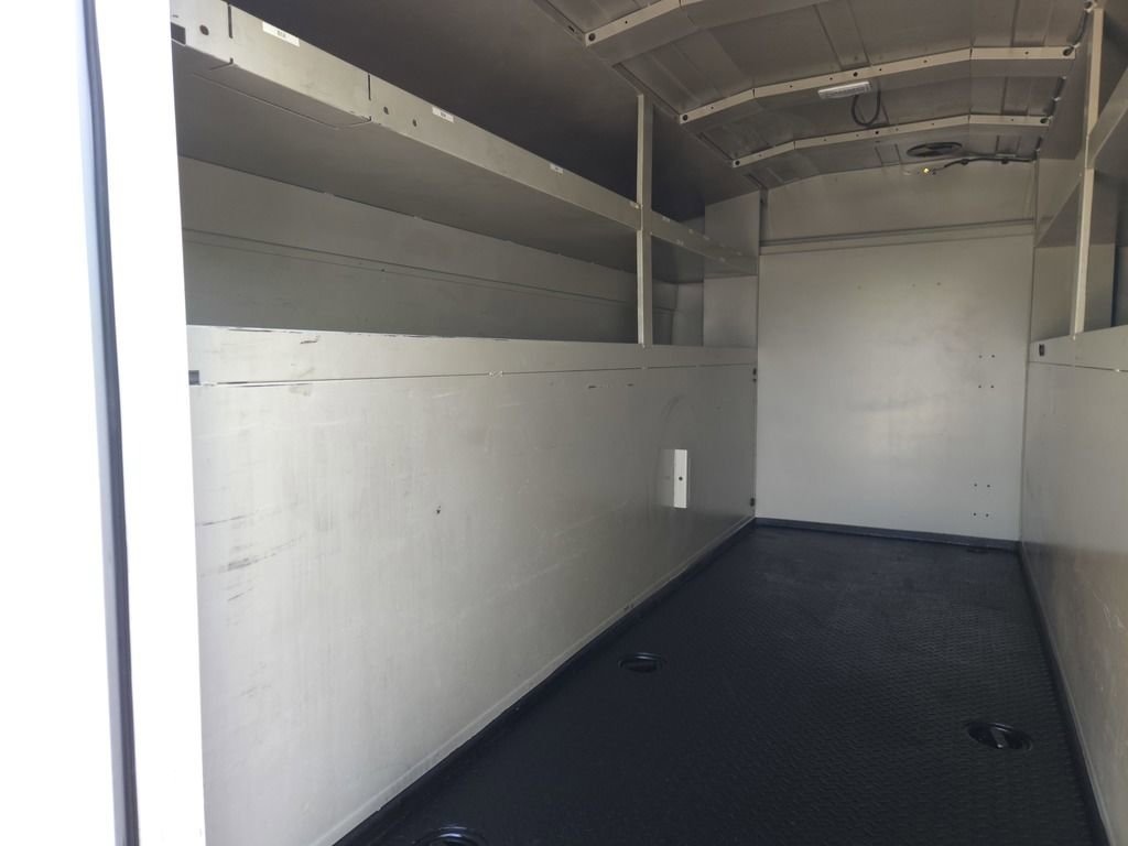 Used 2017 Chevrolet Express 3500 RWD image 13