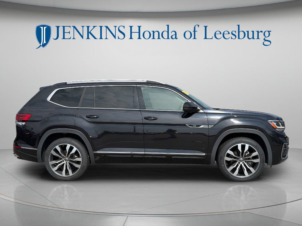 Used 2023 Volkswagen Atlas SEL Premium AWD/4WD image 2