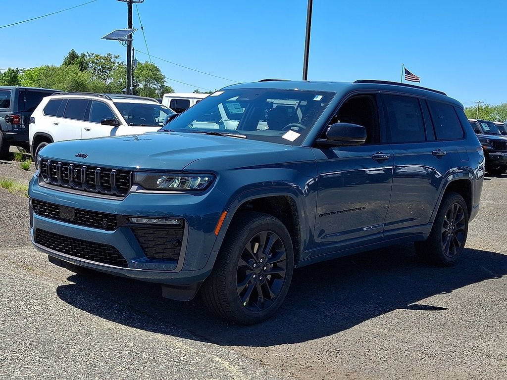 New 2026 Jeep Grand Cherokee L Limited AWD/4WD image 4
