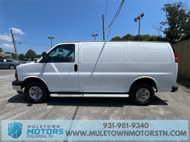 Used 2024 GMC Savana 2500 w/ Driver Convenience Package image 2