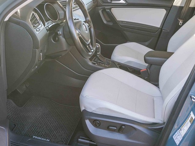 Used 2019 Volkswagen Tiguan SE w/ Panoramic Sunroof Package image 18