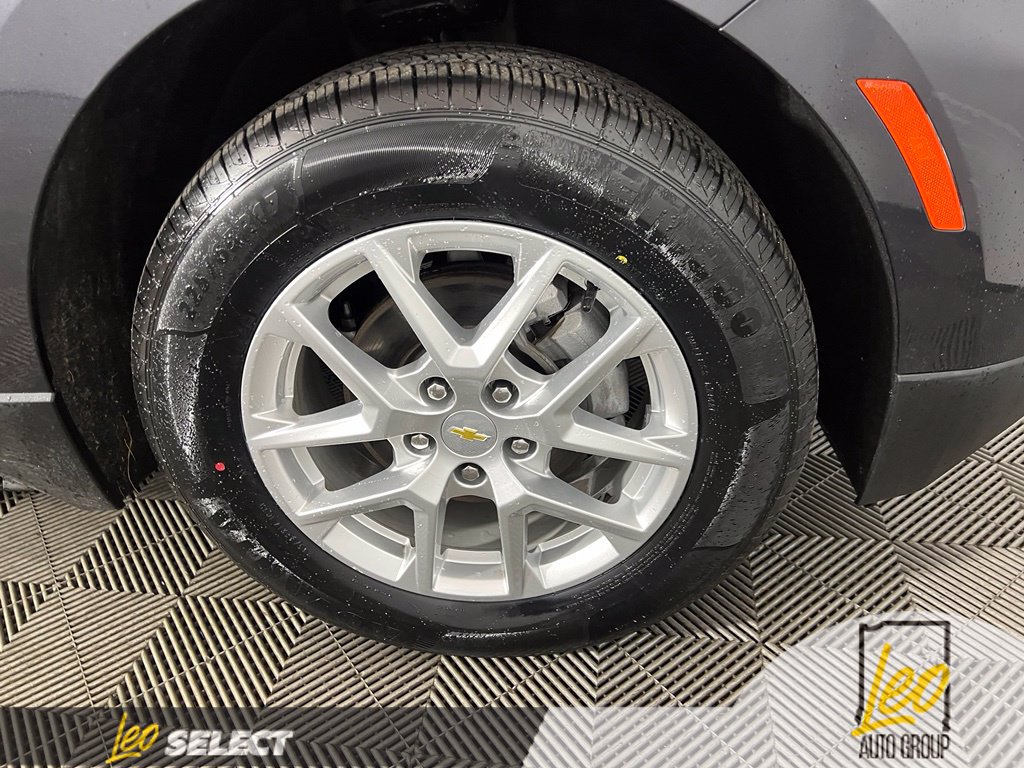 Used 2019 Chevrolet Equinox LS w/ LS Convenience Package AWD/4WD image 22
