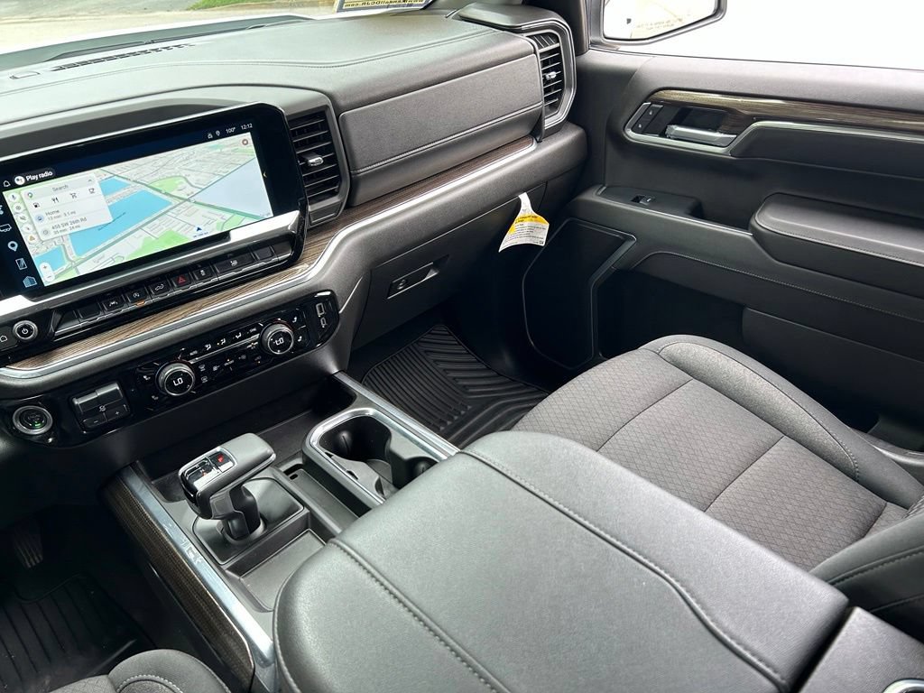 Used 2025 Chevrolet Silverado 1500 RST RWD image 12