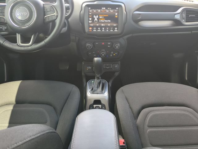 Used 2022 Jeep Renegade Latitude w/ Convenience Group AWD/4WD image 17