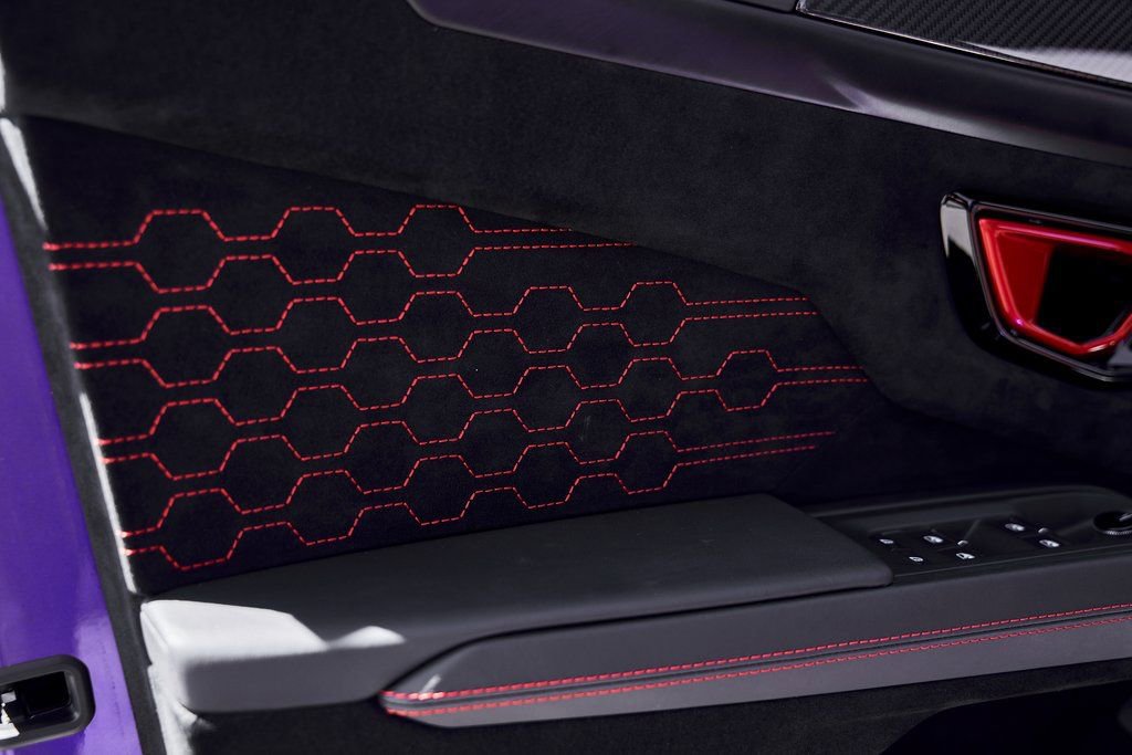 Used 2024 Lamborghini Urus Performante image 43