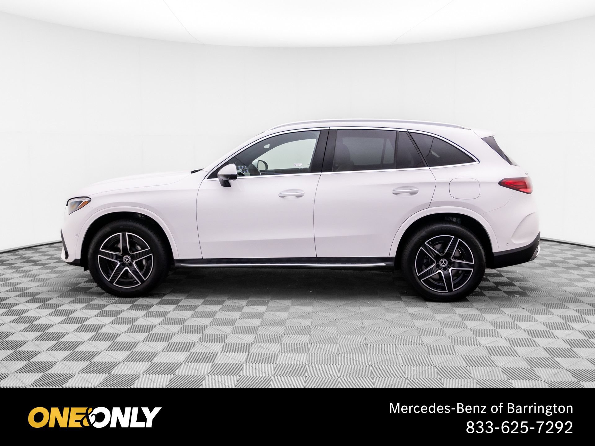 New 2027 Mercedes-Benz GLC 350e 4MATIC image 2