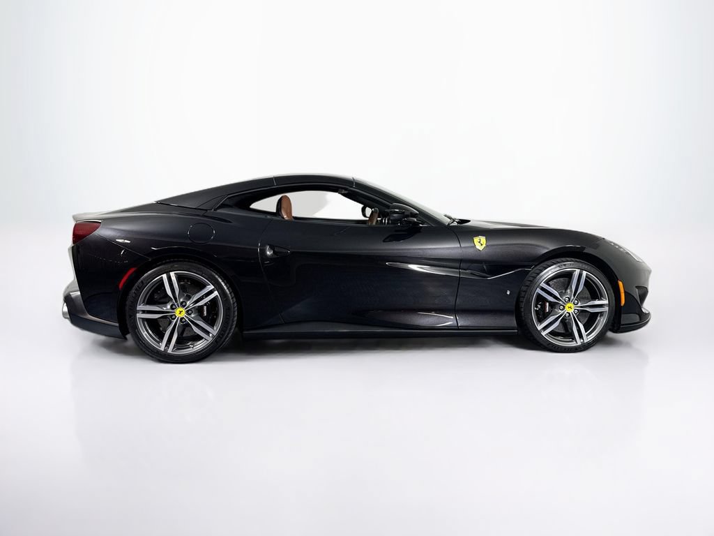 Used 2020 Ferrari Portofino RWD image 10