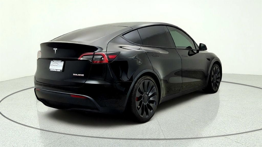 Used 2022 Tesla Model Y Performance AWD/4WD image 5
