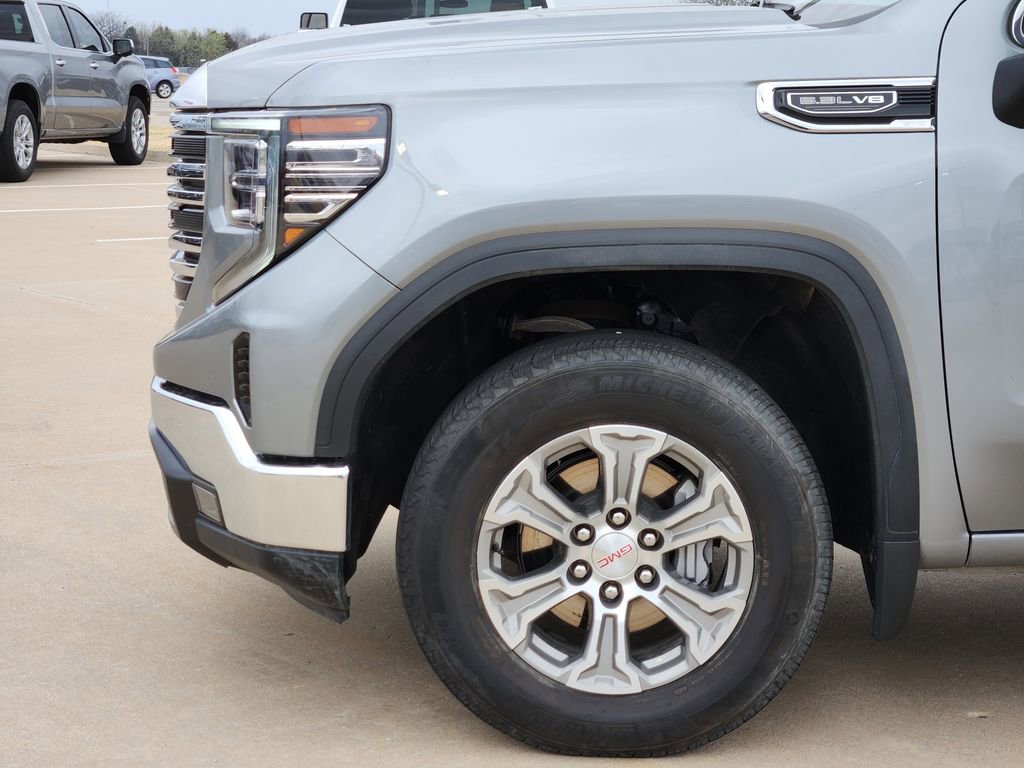 Used 2025 GMC Sierra 1500 SLT image 10