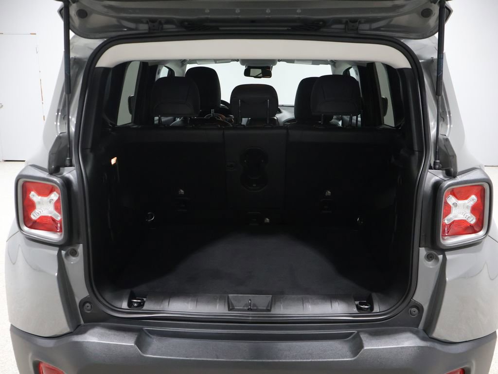 Used 2020 Jeep Renegade Limited image 19