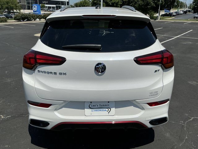 Used 2022 Buick Encore GX Select w/ Sport Touring Package FWD image 4