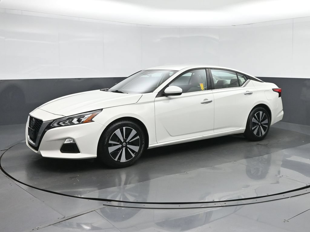 Used 2021 Nissan Altima 2.5 SV FWD image 3