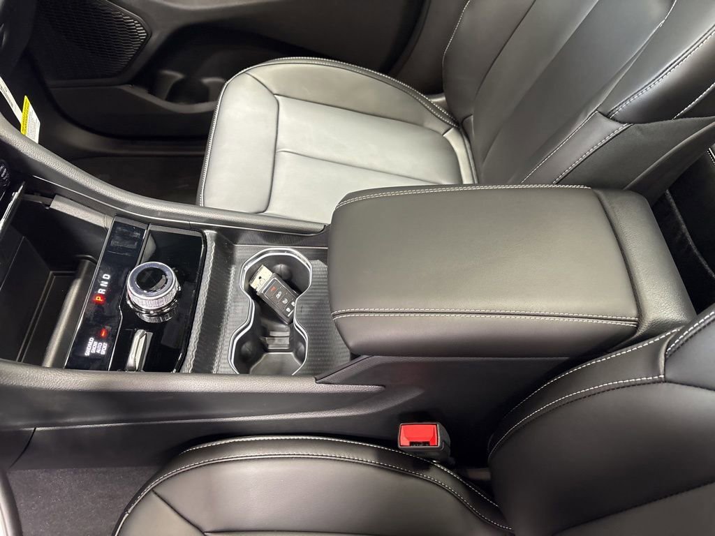 New 2025 Jeep Grand Cherokee Limited w/ Black Appearance Package image 28