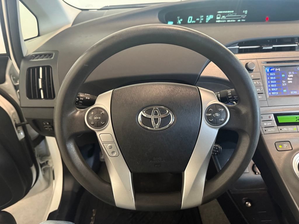 Used 2014 Toyota Prius Two FWD image 10