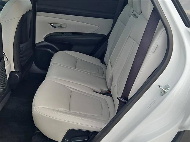 Used 2025 Hyundai Tucson Limited FWD image 21