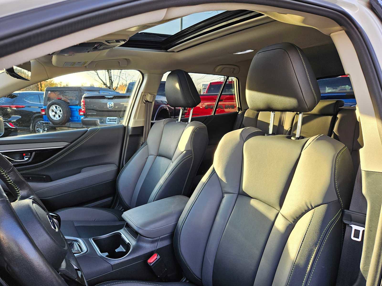 Used 2024 Subaru Outback Onyx Edition image 25