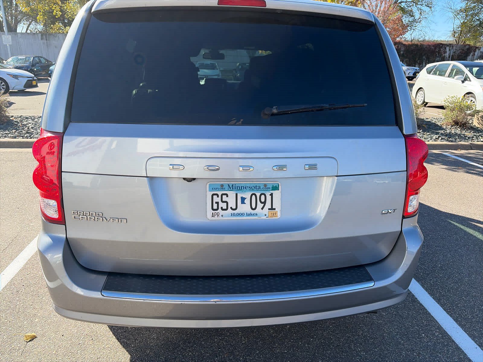 Used 2020 Dodge Grand Caravan SXT FWD image 5