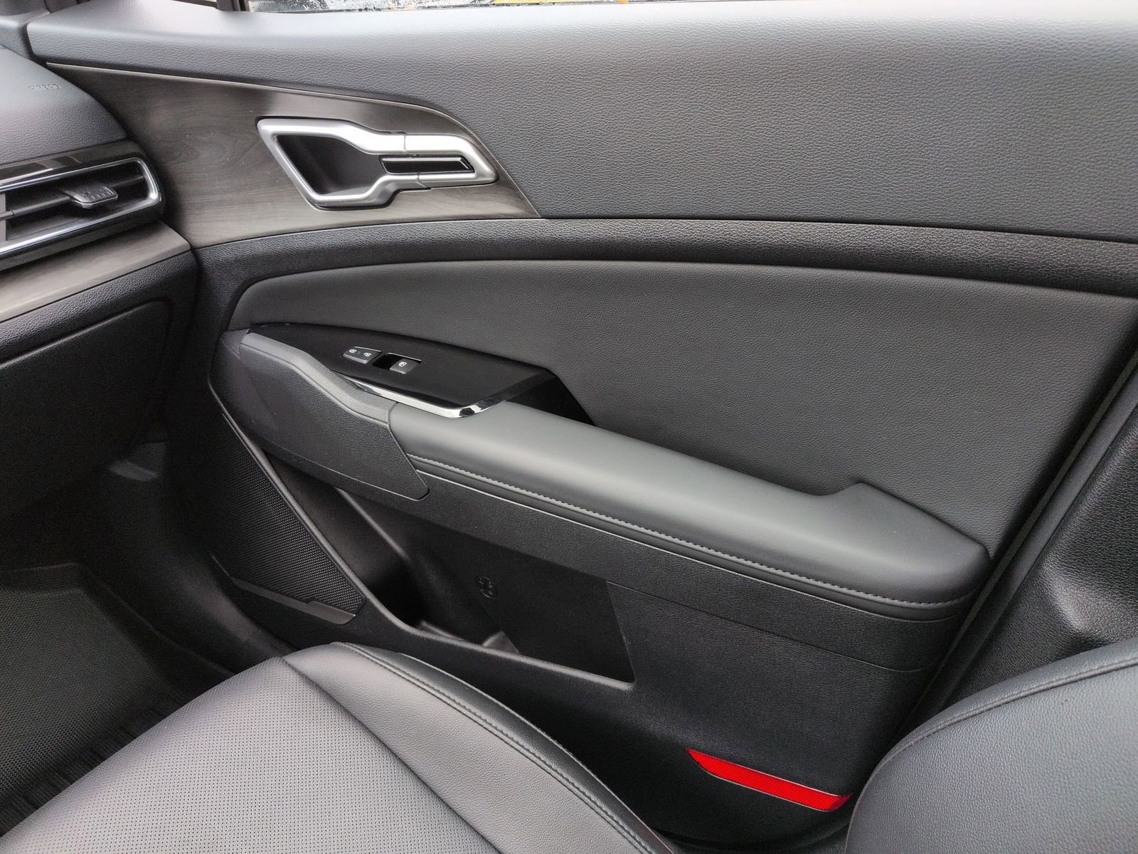 Used 2025 Kia Sportage X-Line image 33