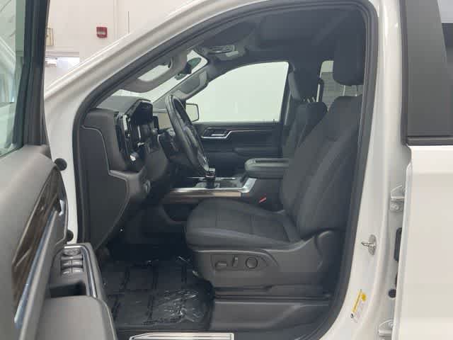 Certified 2022 Chevrolet Silverado 1500 LT Trail Boss w/ Convenience Package II AWD/4WD image 11