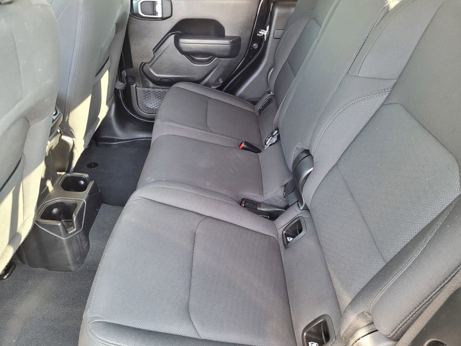 Used 2022 Jeep Gladiator Sport image 17