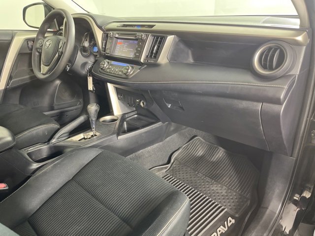 Used 2013 Toyota RAV4 XLE image 31