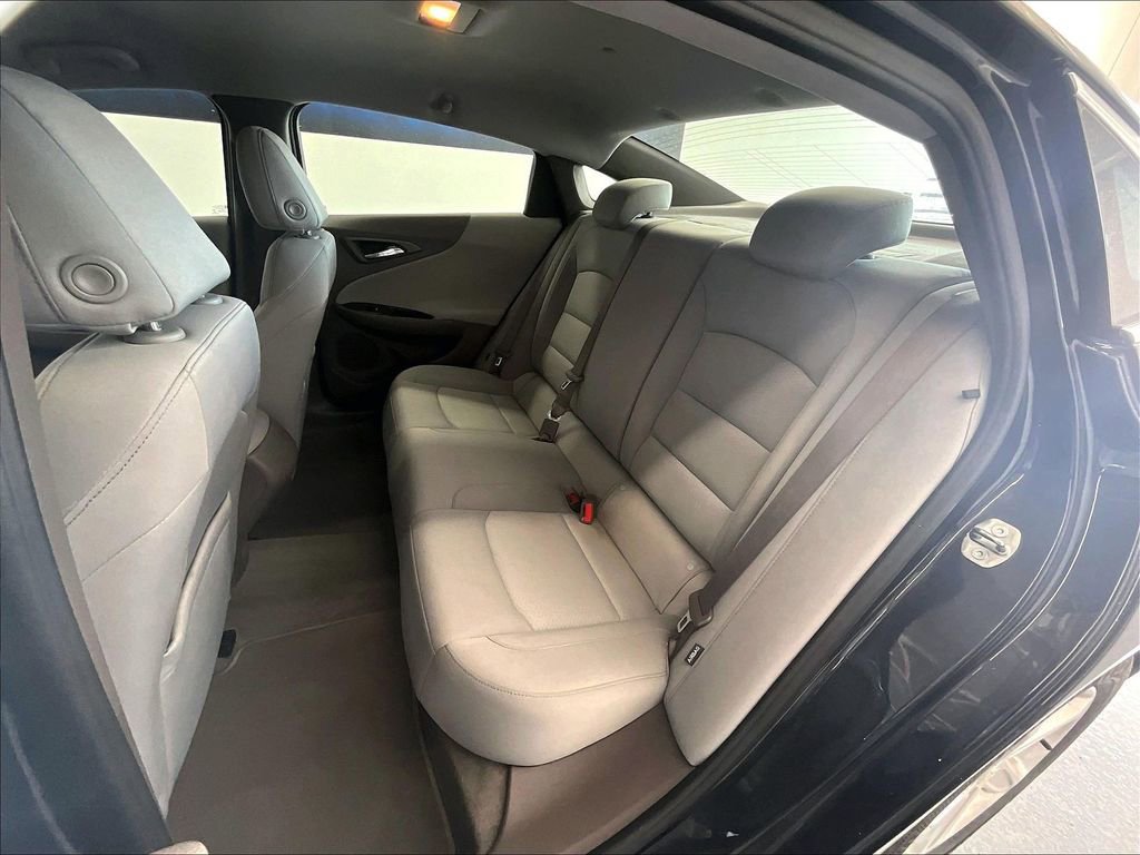 Used 2022 Chevrolet Malibu LS w/ Driver Confidence Package II image 15